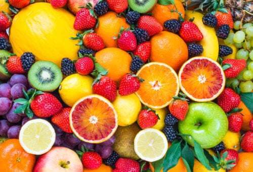 4 falsi miti sulla frutta da sfatare per mangiare sano