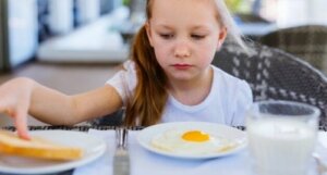 Mio figlio mangia poco, devo preoccuparmi?