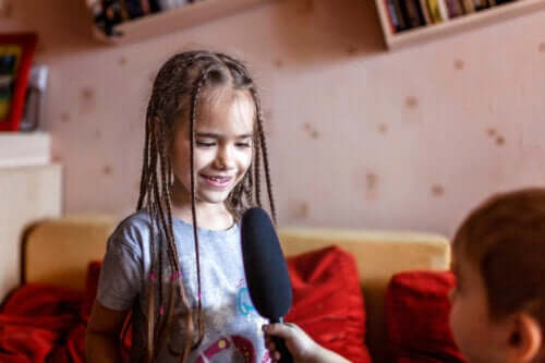 la permanenza forzata in casa può essere una buona occasione per stimolare la fantasia