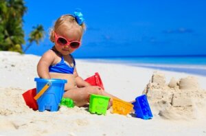 Portare il piccolo in spiaggia per la prima volta