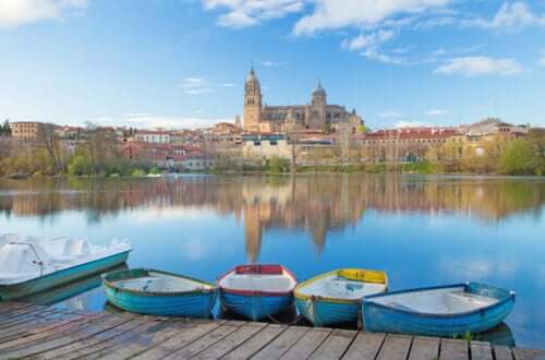 Cattedrale di Salamanca e fiume Tormes