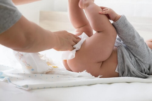 Le feci del neonato: cosa ci dicono sulla sua salute