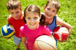Il fratello di mezzo: perché è il vero figlio unico?