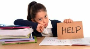 Perché non bisogna fare i compiti ai figli
