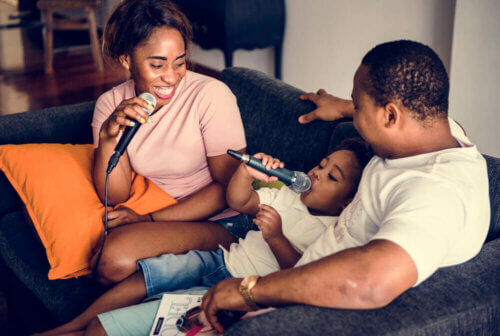 Schermi, addio: tempo di qualità in famiglia durante la quarantena