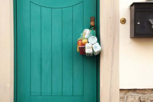 la solidarietà è il più importante insegnamento che ci offre il coronavirus