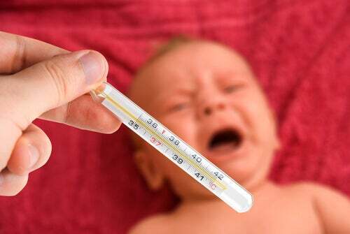 Bambino con la febbre.