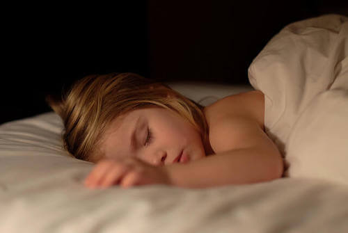 9 trucchi per aiutare i bambini a non bagnare il letto