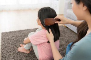 5 semplici acconciature per bambine