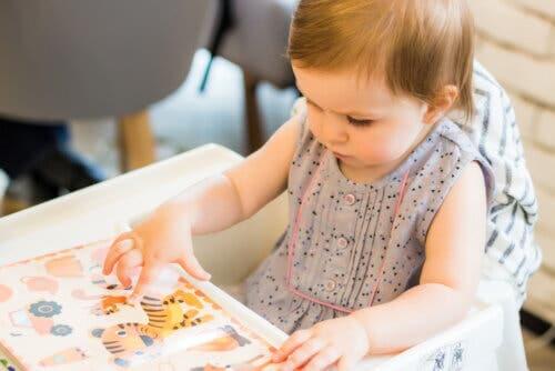 bambina libro per bambini con protagonisti animali