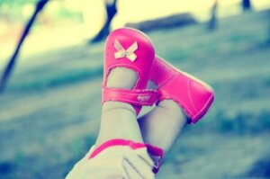 Come scegliere le scarpe giuste per i bambini?