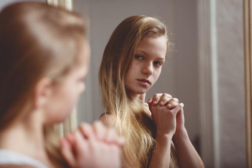 Adolescenti insoddisfatte del loro corpo: cosa fare?