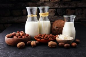Le bevande vegetali per neonati e bambini possono sostituire il latte?