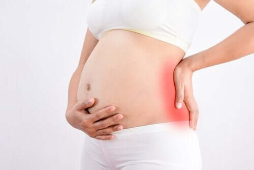 Dolore addominale in gravidanza: quali sono le cause?