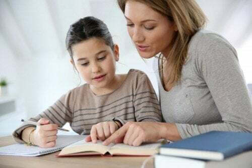 Insegnare a vostro figlio a studiare.