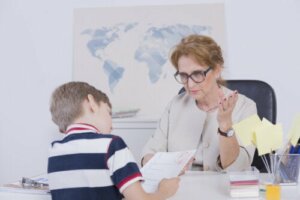 Voti bassi: come posso aiutare mio figlio a migliorare?