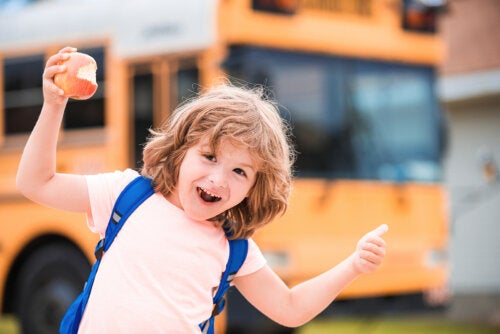 7 frasi per motivare il bambino a scuola