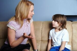 4 fattori che danneggiano l'autostima dei bambini