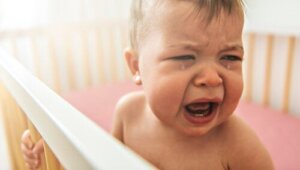 Il bambino ha paura della culla: come comportarsi?
