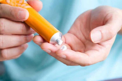 Allattamento al seno e steroidi: cosa dovreste sapere