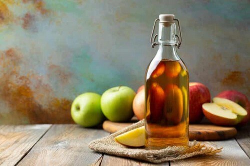 Aceto di mele e pidocchi: è un rimedio utile per combatterli?