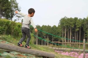 Esercizi per migliorare l'equilibrio nei bambini: eccone 7