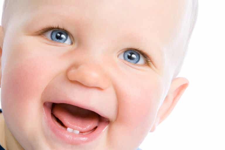 La dentizione del bambino: i dubbi più diffusi tra i genitori