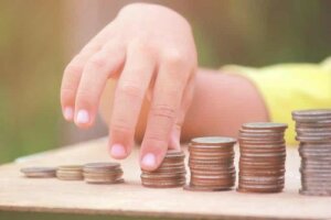 Mio figlio ha ingoiato una moneta, cosa devo fare?