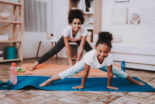 Esercizi per bambini da fare in casa propria. Scoprite come!