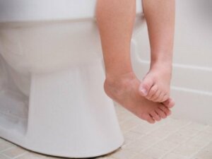 Suggerimenti per combattere la stitichezza nei bambini