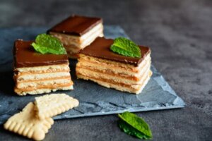 Torta al biscotto e cioccolato: una ricetta deliziosa per i più piccoli