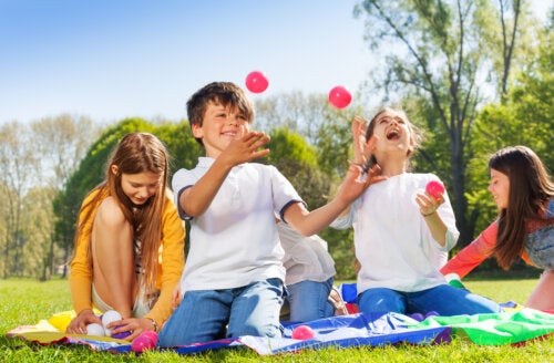 Giochi e attività per stimolare la lateralità nei bambini