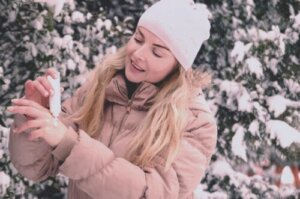 In che modo il freddo colpisce la pelle?