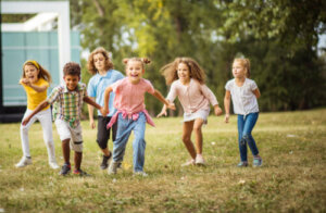 Giochi che incoraggiano l'autocontrollo nei bambini
