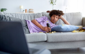 Mio figlio non vuole fare niente: cosa faccio?