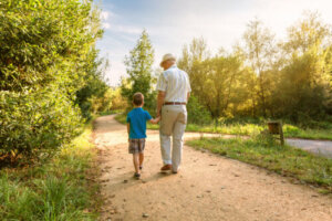 Spiegare la morte del nonno a vostro figlio