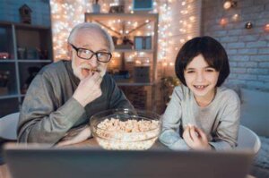 Film sul rapporto nonni e nipoti: ecco alcuni titoli