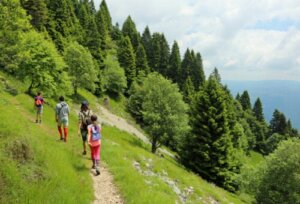 Come prepararsi per una giornata di trekking con i bambini