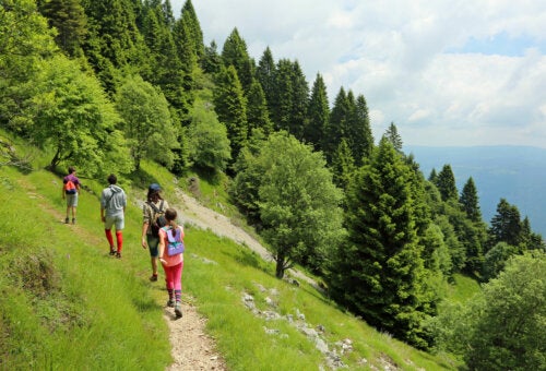 Come prepararsi per una giornata di trekking con i bambini