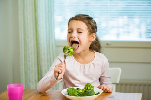 Broccoli, cavolfiori e spinaci: indispensabili nel menu dei bambini