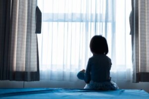 Bambini vuoti: quali sono le cause e come aiutarli