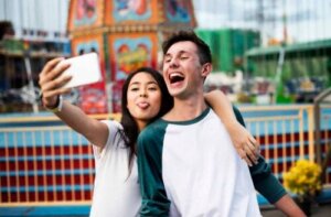 Relazioni Liana: adolescenti che saltano da un rapporto all'altro