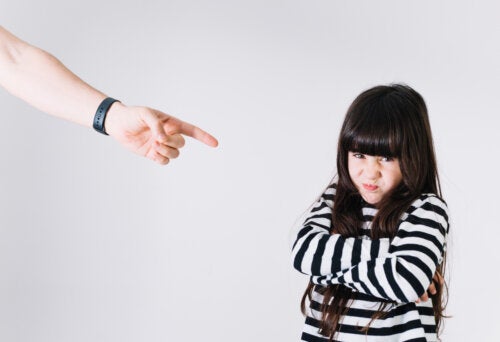Cleptomania infantile, cos'è e come trattarla?