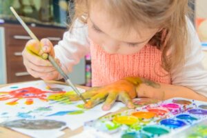 I vantaggi dell'artigianato per i bambini