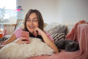 Adolescenti e relazioni parasociali