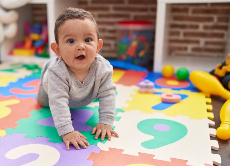 Il bambino di 7 mesi: scopri le sue tappe evolutive