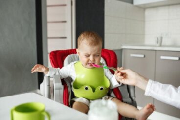 9 cibi da evitare nella dieta di un bambino di 6 mesi