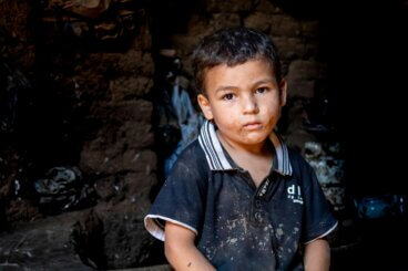 Povertà estrema e lavoro minorile: la realtà per milioni di bambini